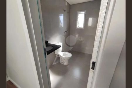 17_photo/94dce311df.f9fd596f8c1c84e9-ATLAS-e538b882-fe18-46bf-a697-a0576e761da9.jpg de casa à venda com 3 quartos, 180m² em Portão, Curitiba