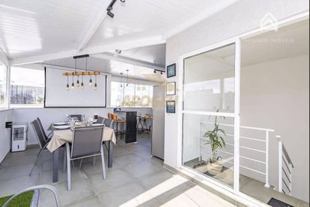 21_photo/94dce31257.7f45fe2814a32fcf-ATLAS-9c467efc-7120-406c-a573-4fa9e71e9b7f.jpg de casa à venda com 3 quartos, 125m² em Portão, Curitiba