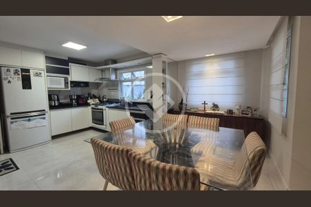 5_photo/94dce31325.ea0ff2ffec9a0f1c-ATLAS-2bab39ae-72ba-4d95-9bf3-c07651decb97.jpg de casa à venda com 3 quartos, 162m² em Portão, Curitiba