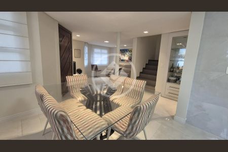 3_photo/94dce31325.ea0ff2ffec9a0f1c-ATLAS-d51ee742-561a-4b45-acad-b3775b56aa04.jpg de casa à venda com 3 quartos, 162m² em Portão, Curitiba