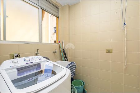 4_photo/94dce313bb.1c7b38090a13bd35-ATLAS-564df7c1-82df-44fa-8f22-124575e5a8f7.jpg de apartamento à venda com 3 quartos, 67m² em Portão, Curitiba