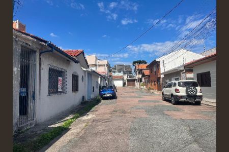 2_photo/94dce3140b.cc80a849dbb3670d-ATLAS-b38f1f8a-2a80-4804-9a60-8b98eda797a6.jpg de casa à venda com 2 quartos, 75m² em Portão, Curitiba