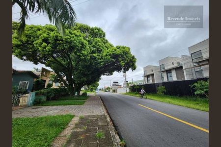 2_photo/94dce3144b.3ab23c3a732d994b-ATLAS-fa2a2df1-9615-48d8-93f2-5d103f27f7cb.jpg de casa à venda com 3 quartos, 144m² em Portão, Curitiba