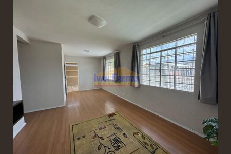 5_photo/94dce31501.e3d685d770d7ec2c-ATLAS-9183cb82-1f15-4f46-8a59-804e22b4e43f.jpg de casa à venda com 3 quartos, 252m² em Portão, Curitiba