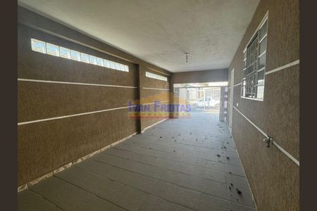 26_photo/94dce31501.e3d685d770d7ec2c-ATLAS-a42a83d9-143e-43db-a2e3-3e300f8e1bae.jpg de casa à venda com 3 quartos, 252m² em Portão, Curitiba