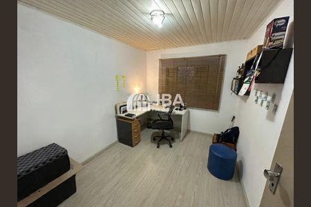 6_photo/94dce31503.fcd23e7935678d24-ATLAS-dde7bae8-85af-46f2-ae62-57b893e7be1d.jpg de casa à venda com 4 quartos, 144m² em Portão, Curitiba