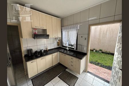 12_photo/94dce31575.201e42ffab0c16fd-ATLAS-77be3e2f-ad33-43ba-8a4d-802929a33152.jpg de casa à venda com 6 quartos, 420m² em Portão, Curitiba