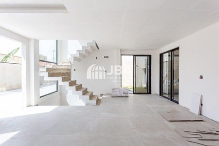 4_photo/94dce315c7.21e3eef490867e9b-ATLAS-6380c6c7-e7aa-4639-a291-fe5568a7e42b.jpg de casa à venda com 0 quarto, 106m² em Portão, Curitiba