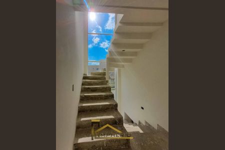 8_photo/94dce31717.0541b815402ca3c0-ATLAS-3896b58a-2684-4e3e-a828-55189dcd583b.jpg de casa à venda com 3 quartos, 175m² em Fazendinha, Curitiba