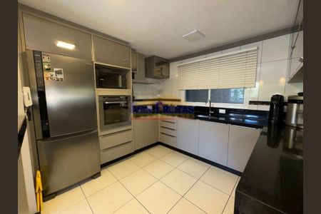 13_photo/94dce3171f.b44cec6b9c4fea7a-ATLAS-fb5514aa-ac6b-4ca1-88ac-e4f9b405c5ea.jpg de casa à venda com 4 quartos, 152m² em Portão, Curitiba