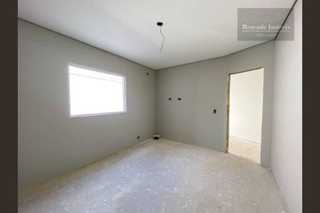 13_photo/94dce3173d.19e91616e0804de8-ATLAS-7fe647c2-93c2-4f04-9b75-be206712767d.jpg de casa à venda com 3 quartos, 184m² em Fazendinha, Curitiba