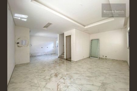 3_photo/94dce3173d.19e91616e0804de8-ATLAS-b54add53-6f12-4df1-80fa-6dd119d2500a.jpg de casa à venda com 3 quartos, 184m² em Fazendinha, Curitiba