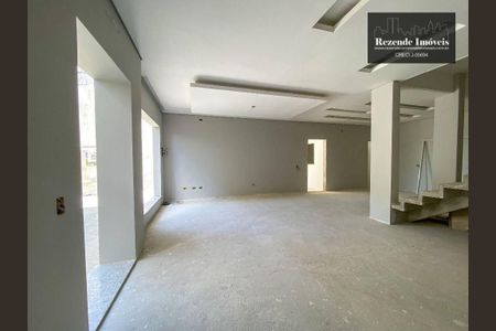 4_photo/94dce317c5.bc4f070bc1aca6e3-ATLAS-92230ecf-6b3a-407d-a969-4e772ec3c164.jpg de casa à venda com 3 quartos, 184m² em Fazendinha, Curitiba