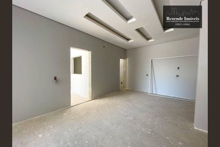 4_photo/94dce317c5.bc4f070bc1aca6e3-ATLAS-b3f8da31-b8b4-45e9-87cc-2c4120cc4bf4.jpg de casa à venda com 3 quartos, 184m² em Fazendinha, Curitiba