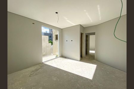 11_photo/94dce317c5.e1d2c46bde3eb79c-ATLAS-6233cbc8-92db-4231-839d-bded0363236d.jpg de casa à venda com 3 quartos, 184m² em Fazendinha, Curitiba