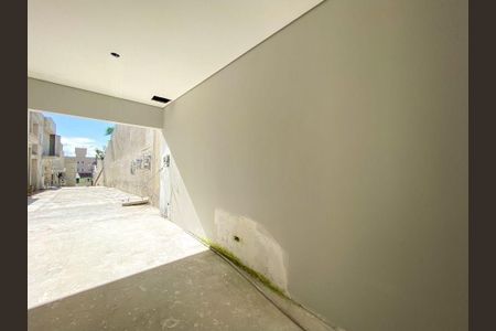 9_photo/94dce317c5.e1d2c46bde3eb79c-ATLAS-8ad5ec79-93a6-43fa-9d9b-46cab7c5b26c.jpg de casa à venda com 3 quartos, 184m² em Fazendinha, Curitiba