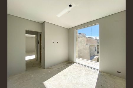 2_photo/94dce317c5.e1d2c46bde3eb79c-ATLAS-c0cc3e42-8a53-4e36-be8f-8b8d6290d4bb.jpg de casa à venda com 3 quartos, 184m² em Fazendinha, Curitiba