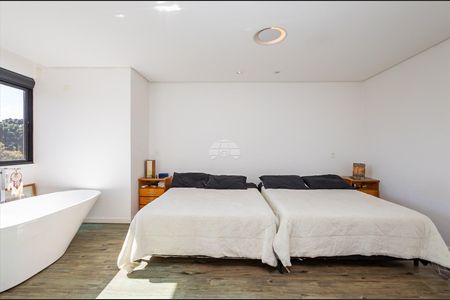 34_photo/94dce3180b.598c66e7e5047e83-ATLAS-779bce0e-7443-40b5-87fe-ea99d810e00f.jpg de casa à venda com 3 quartos, 280m² em Fazendinha, Curitiba