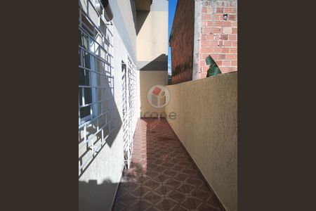 6_photo/94dce31a65.037cfbb198712d44-ATLAS-001e8903-e47d-4632-b67b-d084b83af1e6.jpg de casa à venda com 3 quartos, 118m² em Fazendinha, Curitiba