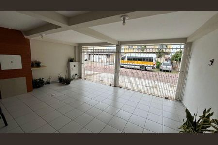 3_photo/94dce31c27.04c16ff0d284adb7-ATLAS-49b1634f-dc37-4586-9d25-cf8a1d83d0f5.jpg de casa à venda com 3 quartos, 100m² em Fazendinha, Curitiba