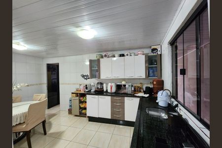 10_photo/94dce31c5d.07fb07773285f6be-ATLAS-bf00cc61-aef8-4cc4-954b-633e4f2b7e87.jpg de casa à venda com 2 quartos, 70m² em Fazendinha, Curitiba