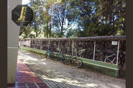 4_photo/94dce31d2b.1a673d0eddefdacb-ATLAS-46e0eb9a-dfd3-4585-a978-5f574d808605.jpg de apartamento à venda com 3 quartos, 49m² em Fazendinha, Curitiba