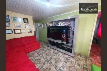 4_photo/94dce31d8d.3fb1edfa3b72979f-ATLAS-572e3005-dfad-4975-b7ea-d17d1154918b.jpg de casa à venda com 3 quartos, 250m² em Fazendinha, Curitiba