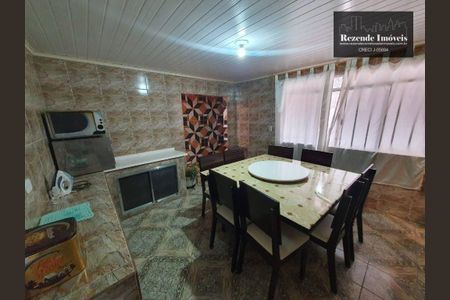 11_photo/94dce31d8d.3fb1edfa3b72979f-ATLAS-663cd5be-9c9c-4581-b3f8-6a44366530f6.jpg de casa à venda com 3 quartos, 250m² em Fazendinha, Curitiba