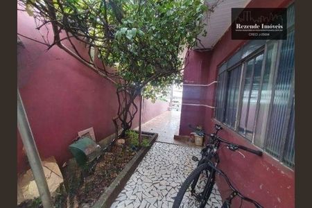 4_photo/94dce31d8d.3fb1edfa3b72979f-ATLAS-68b374a2-9c4b-4fb0-a7b1-882d67e3e4bd.jpg de casa à venda com 3 quartos, 250m² em Fazendinha, Curitiba