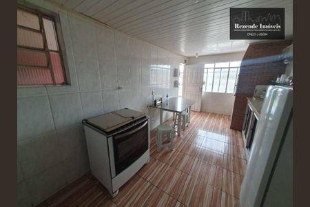 8_photo/94dce31d8d.3fb1edfa3b72979f-ATLAS-e29ce87c-0750-4846-b1bb-1376a5233f02.jpg de casa à venda com 3 quartos, 250m² em Fazendinha, Curitiba