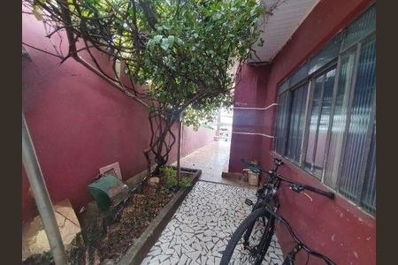 4_photo/94dce31d8d.82be18ad98973cde-ATLAS-bf402f93-a7ac-4186-aecd-022f43db025e.jpg de casa à venda com 3 quartos, 250m² em Fazendinha, Curitiba