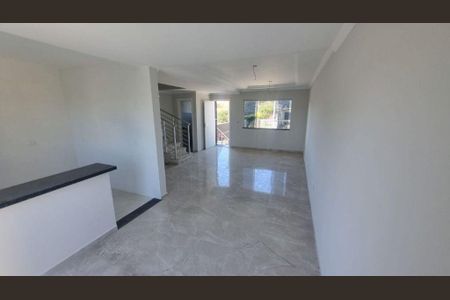 3_photo/94dce31dbb.ceff8192393c33de-ATLAS-a46ec284-e2bd-4b31-91bc-6195ae4dce5b.jpg de casa à venda com 3 quartos, 171m² em Fazendinha, Curitiba