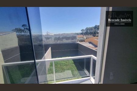 2_photo/94dce31dbb.ee972390c8f55b6c-ATLAS-d3351d0a-458b-4e1f-912d-c926e0cc91fa.jpg de casa à venda com 3 quartos, 171m² em Fazendinha, Curitiba