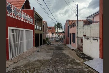 4_photo/94dce31dd5.4420539876d87524-ATLAS-e6ba2c70-5c5a-41bd-b45a-bf816b153bf2.jpg de casa à venda com 2 quartos, 85m² em Fazendinha, Curitiba