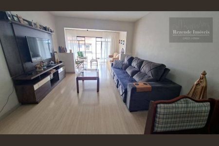 2_photo/94dce31e0f.cdc422f0f5acc07d-ATLAS-0687d5a1-ca9a-478b-a6cd-42c72d323de5.jpg de casa à venda com 8 quartos, 629m² em Fazendinha, Curitiba