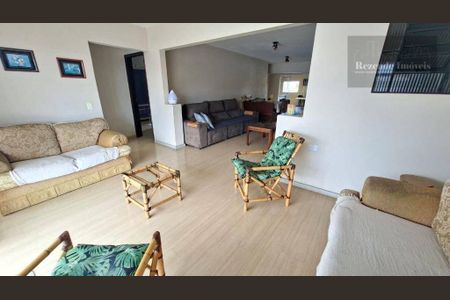 4_photo/94dce31e0f.cdc422f0f5acc07d-ATLAS-317bd2ce-c4c2-41bc-ae7c-0ac42e6e0dbe.jpg de casa à venda com 8 quartos, 629m² em Fazendinha, Curitiba