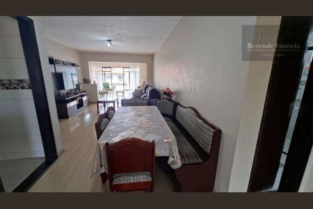 12_photo/94dce31e0f.cdc422f0f5acc07d-ATLAS-6f37ecdf-9d07-45da-9d8b-834f32acca74.jpg de casa à venda com 8 quartos, 629m² em Fazendinha, Curitiba