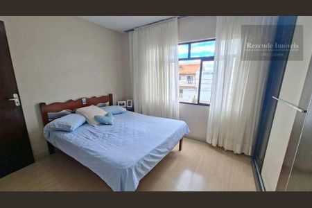 28_photo/94dce31e0f.cdc422f0f5acc07d-ATLAS-d81a12a5-7aec-4162-979d-ef6b7e5bd5b0.jpg de casa à venda com 8 quartos, 629m² em Fazendinha, Curitiba