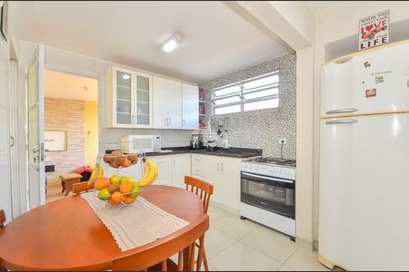 6_photo/94dce31e89.4909862b8c1c38b1-ATLAS-912eb9e6-2086-4007-b8e6-0e4e930474f2.jpg de casa à venda com 3 quartos, 110m² em Fazendinha, Curitiba