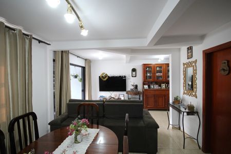 2_photo/94dce31e99.565d65a6458b6ca1-ATLAS-48283ec6-d4ad-4a82-afcd-18b83be8ed8e.jpg de casa à venda com 3 quartos, 80m² em Fazendinha, Curitiba