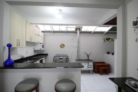 7_photo/94dce31e99.565d65a6458b6ca1-ATLAS-e038204a-66f8-4c76-a80b-8f598935c75a.jpg de casa à venda com 3 quartos, 80m² em Fazendinha, Curitiba