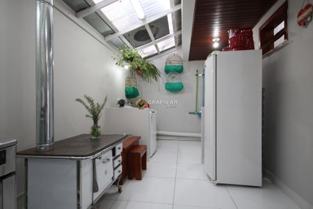 13_photo/94dce31e99.565d65a6458b6ca1-ATLAS-fd4ba2cc-0ddd-4df3-909f-87000b25dfa9.jpg de casa à venda com 3 quartos, 80m² em Fazendinha, Curitiba