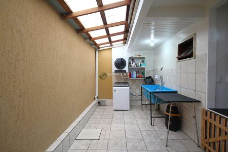 9_photo/94dce31e99.9a6e38ce8a04fbae-ATLAS-4032feed-9258-4209-a4a4-847c9f85ec5f.jpg de casa à venda com 3 quartos, 85m² em Fazendinha, Curitiba