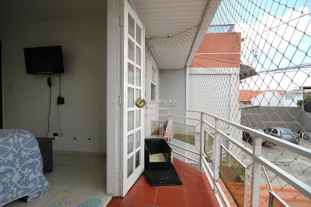 25_photo/94dce31e99.9a6e38ce8a04fbae-ATLAS-4315b100-36ef-4654-85b2-8c68715a2b4b.jpg de casa à venda com 3 quartos, 85m² em Fazendinha, Curitiba