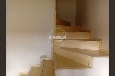 17_photo/94dce31e99.a4bc52643a268475-ATLAS-9bb3379d-3fba-426d-be88-7adf2f3cf0c8.jpg de casa à venda com 3 quartos, 88m² em Fazendinha, Curitiba