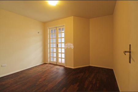 5_photo/94dce31e9b.7dae215c3a222f48-ATLAS-b18a41d2-83d7-4990-b708-cd9f82b08f5e.jpg de casa para alugar com 3 quartos, 80m² em Fazendinha, Curitiba