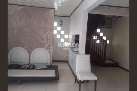 1_photo/94dce31fcb.ae3d86bef28e162d-ATLAS-156f50c4-b9f7-4aeb-987f-3ff83ca60a4e.jpg de casa à venda com 2 quartos, 190m² em Fazendinha, Curitiba