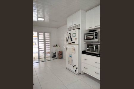 2_photo/94dce31fcb.ae3d86bef28e162d-ATLAS-57897f0f-5ee5-4bed-afb6-4884ec4c2ccd.jpg de casa à venda com 3 quartos, 190m² em Fazendinha, Curitiba