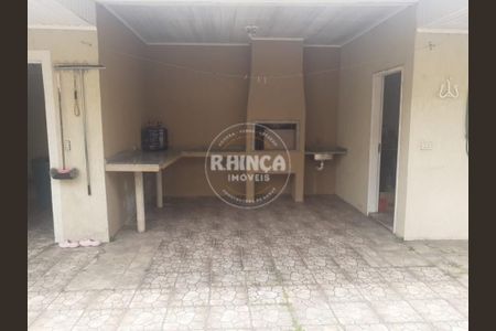 6_photo/94dce31fcb.ae3d86bef28e162d-ATLAS-58f28e04-c8a3-4f96-8722-99553b242753.jpg de casa à venda com 2 quartos, 190m² em Fazendinha, Curitiba