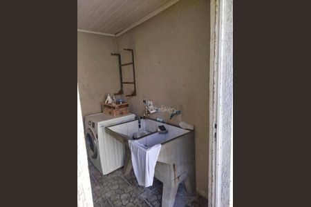 2_photo/94dce31fcb.ae3d86bef28e162d-ATLAS-9e385f95-8b1a-4ff2-878b-8d067b114de2.jpg de casa à venda com 3 quartos, 190m² em Fazendinha, Curitiba